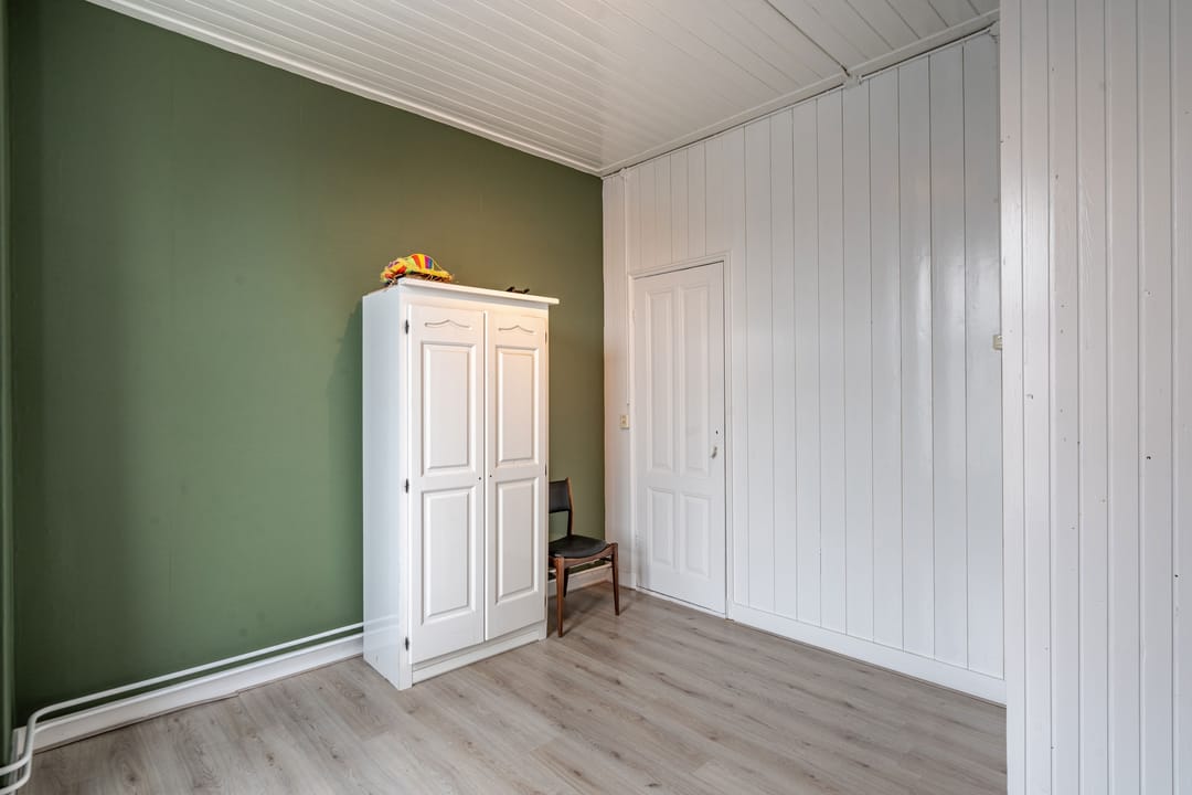 Historic Villa with Studio and B&B in Warmenhuizen — 41