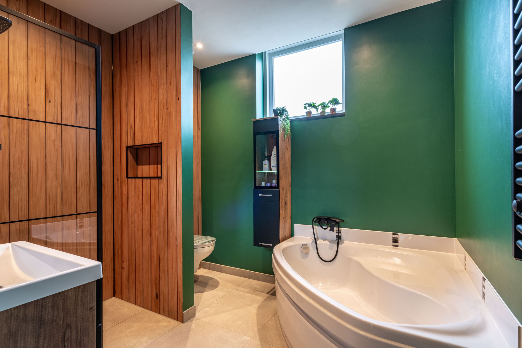 Historic Villa with Studio and B&B in Warmenhuizen — 42