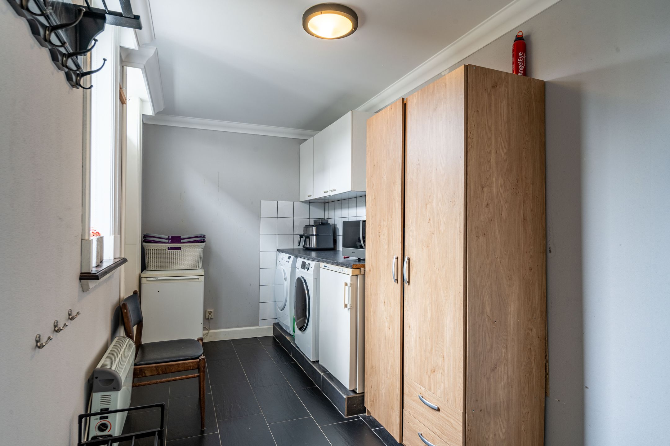 Historic Villa with Studio and B&B in Warmenhuizen — 48