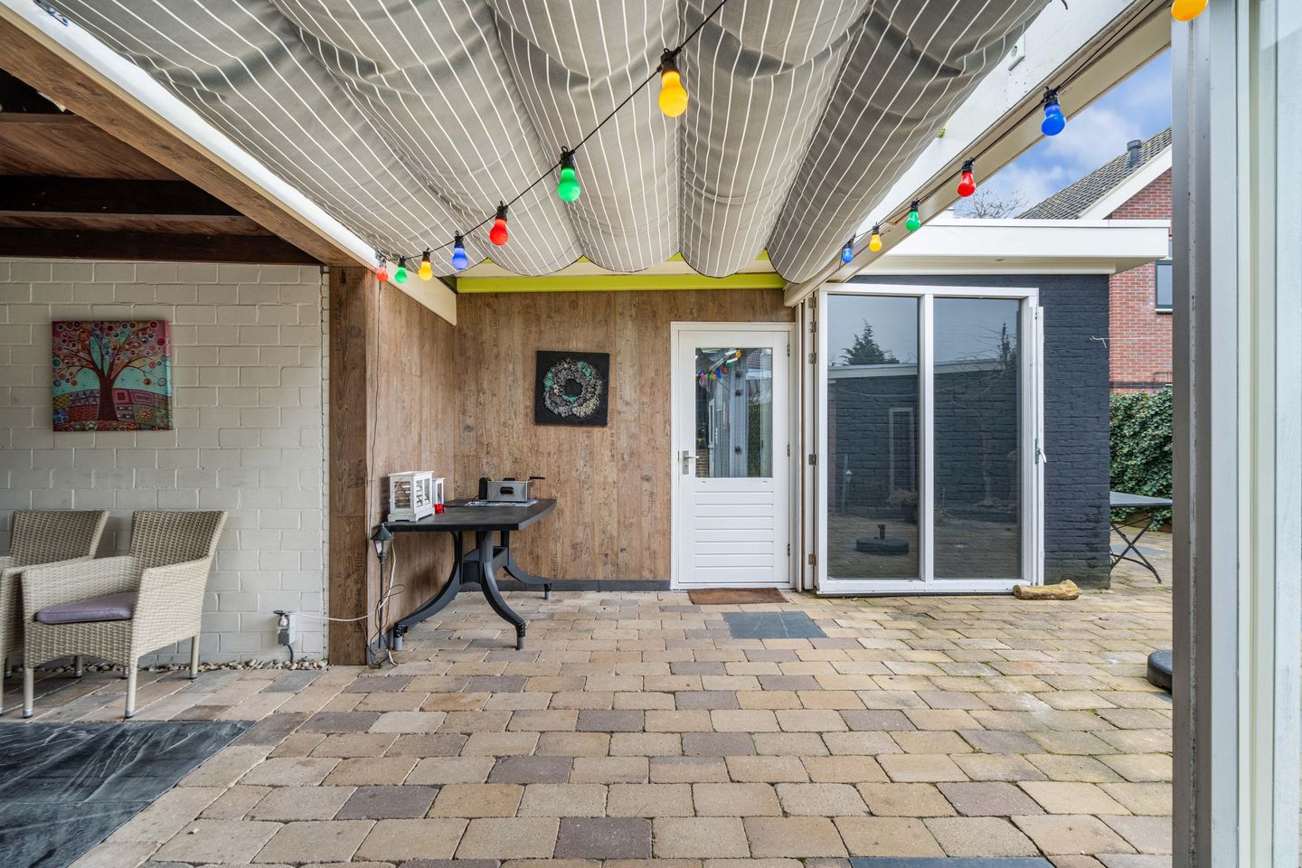 Historic Villa with Studio and B&B in Warmenhuizen — 59