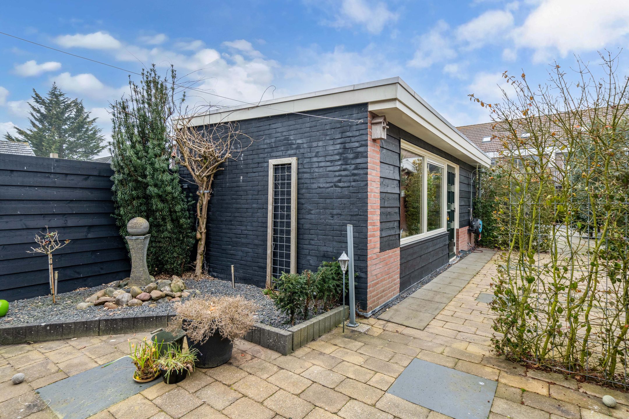 Historic Villa with Studio and B&B in Warmenhuizen — 60
