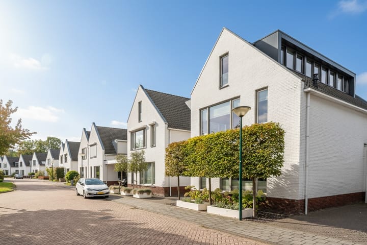 Tussenwoning te koop: de Strohuls 27, Heeze