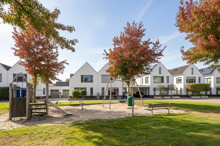 Tussenwoning te koop: de Strohuls 27, Heeze