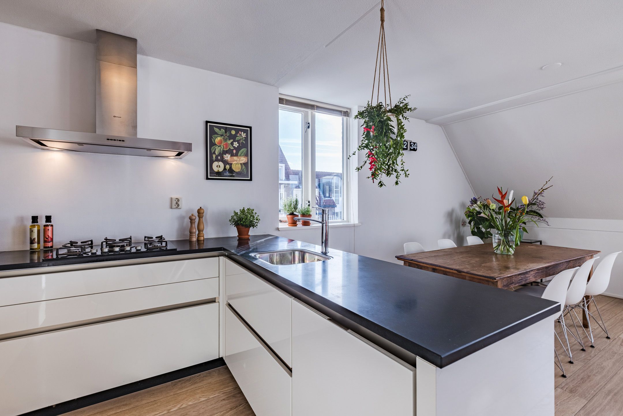 Foto 9 van Harmonieplein 77