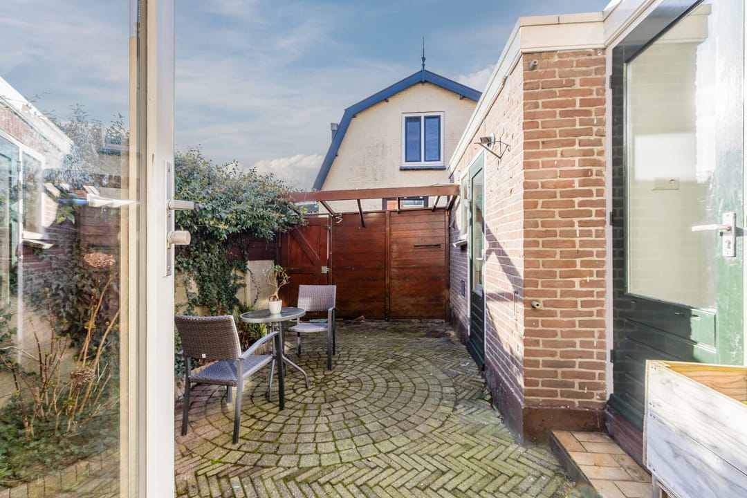Photo 8 of Parkstraat 21
