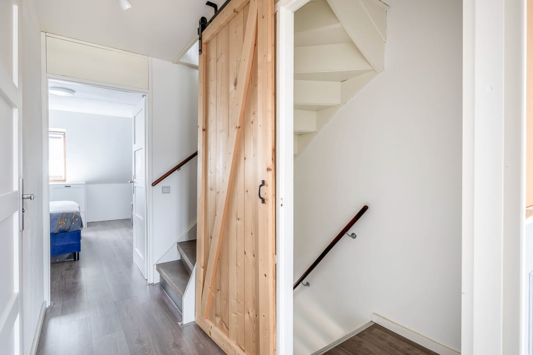 Modern terraced house with private parking and solar panels in Ridderkerk — 30