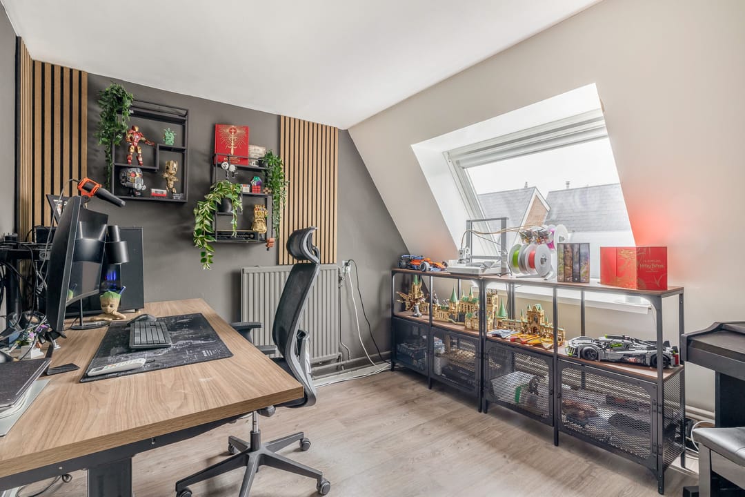 Modern terraced house with private parking and solar panels in Ridderkerk — 33