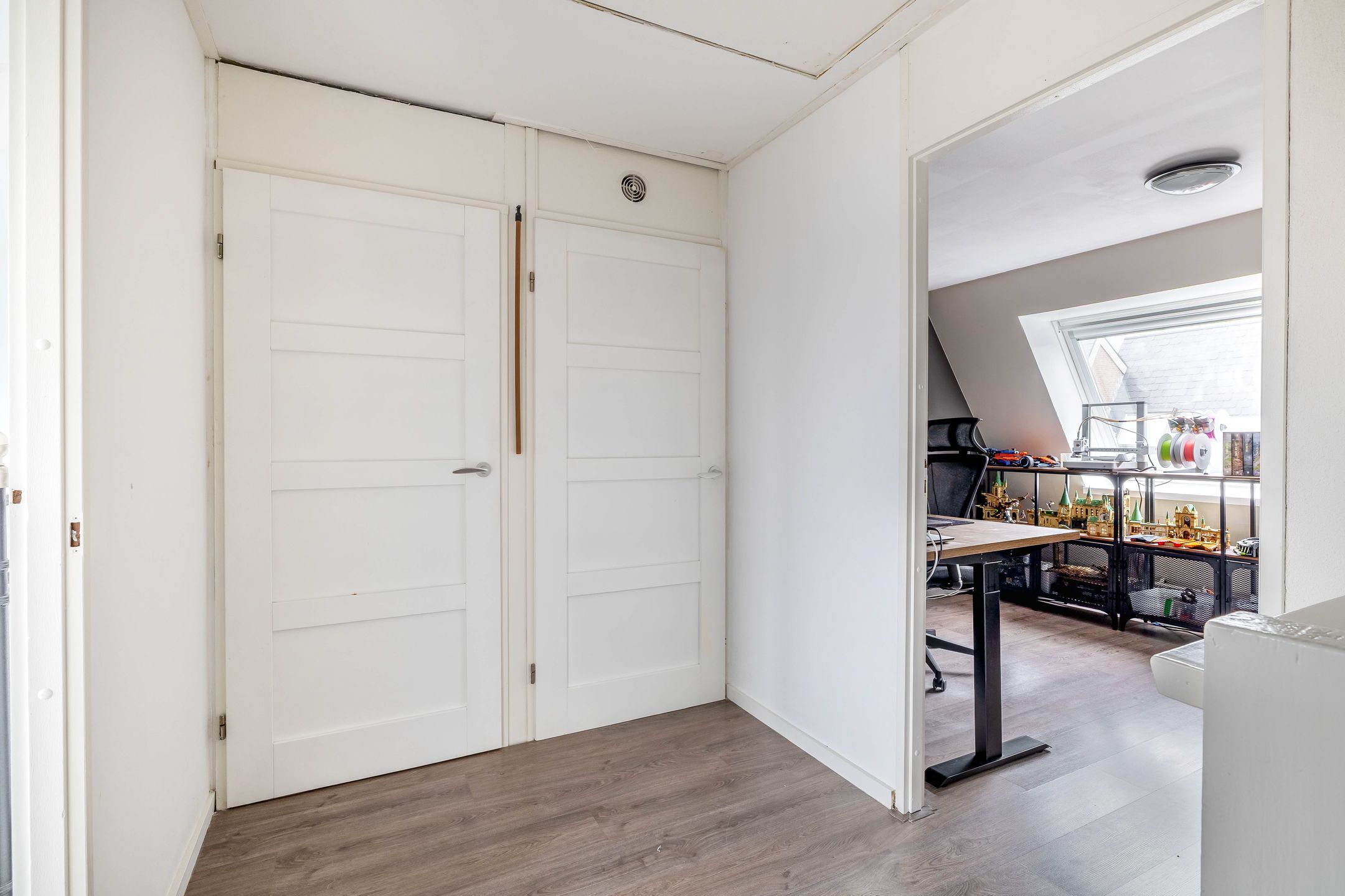 Modern terraced house with private parking and solar panels in Ridderkerk — 35