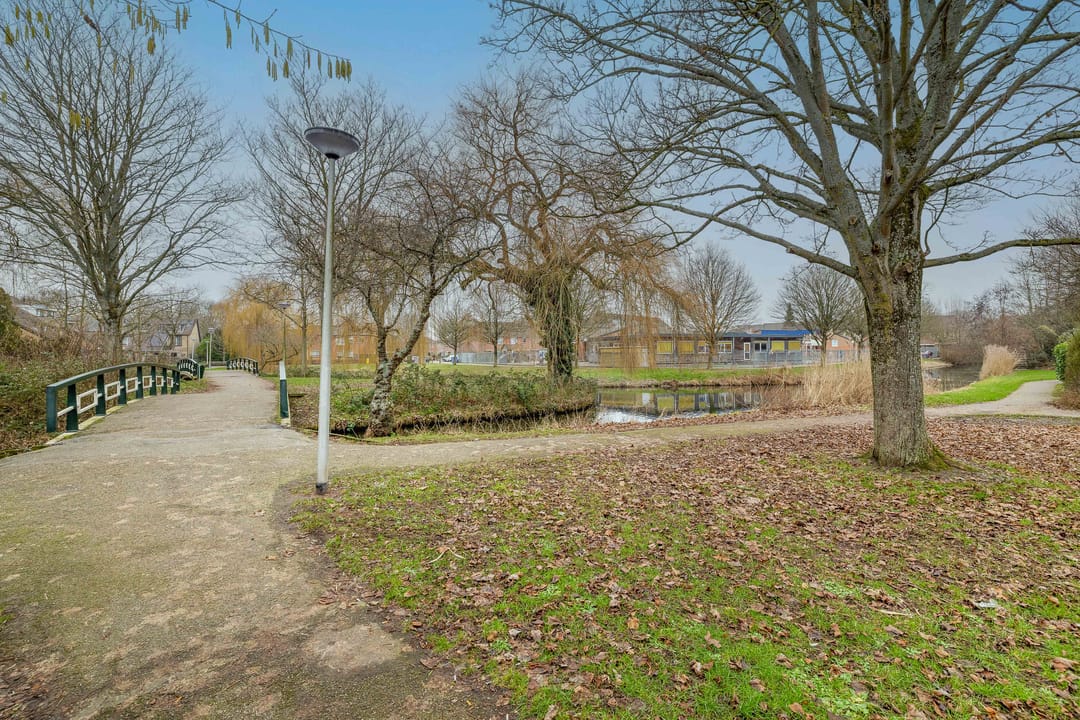 Modern terraced house with private parking and solar panels in Ridderkerk — 54