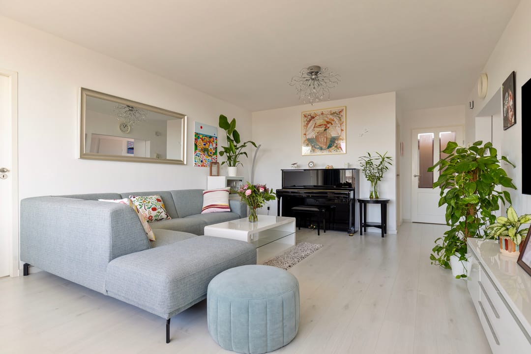 Spacious apartment with large balcony in Leiden Merenwijk — 12
