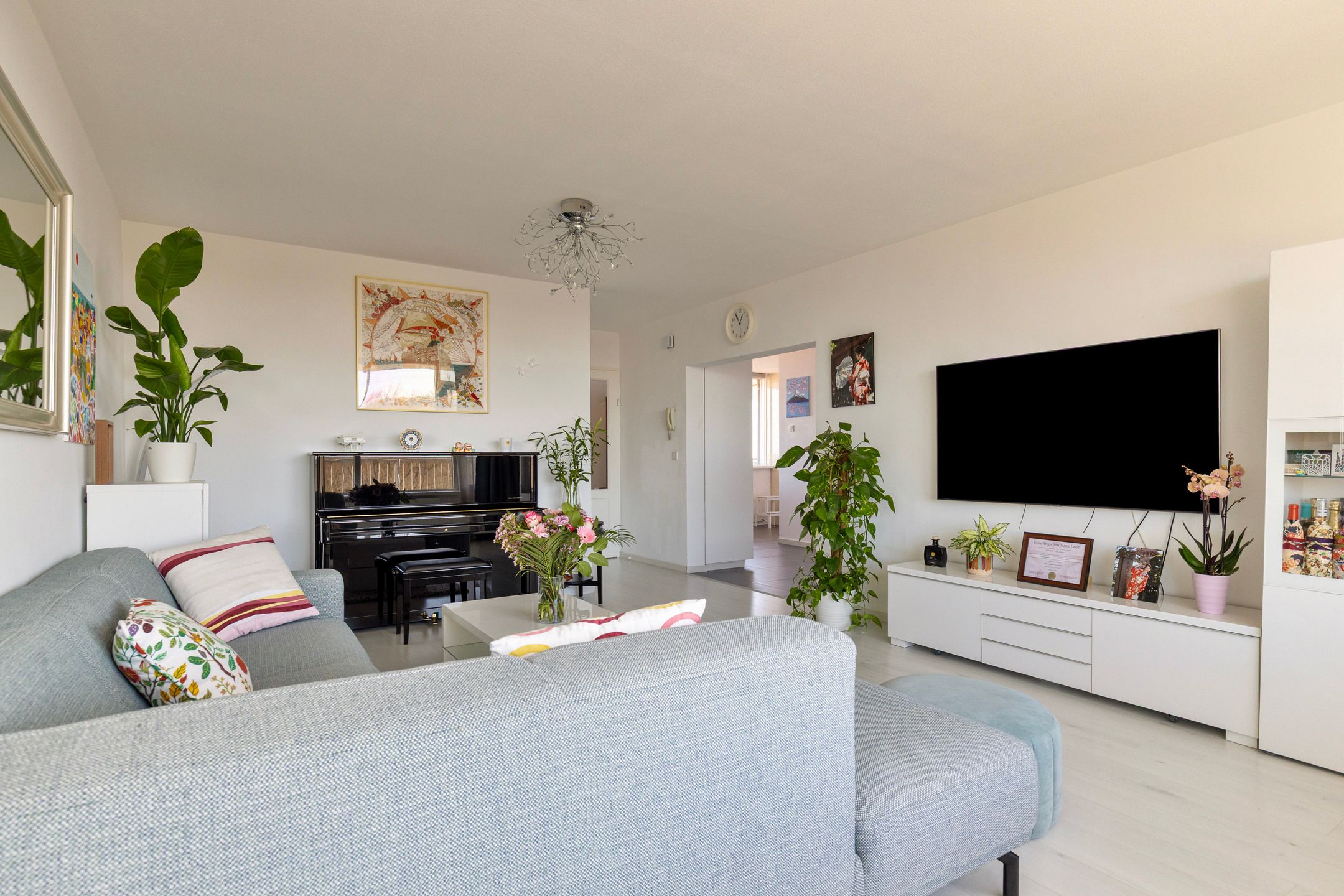 Spacious apartment with large balcony in Leiden Merenwijk — 13