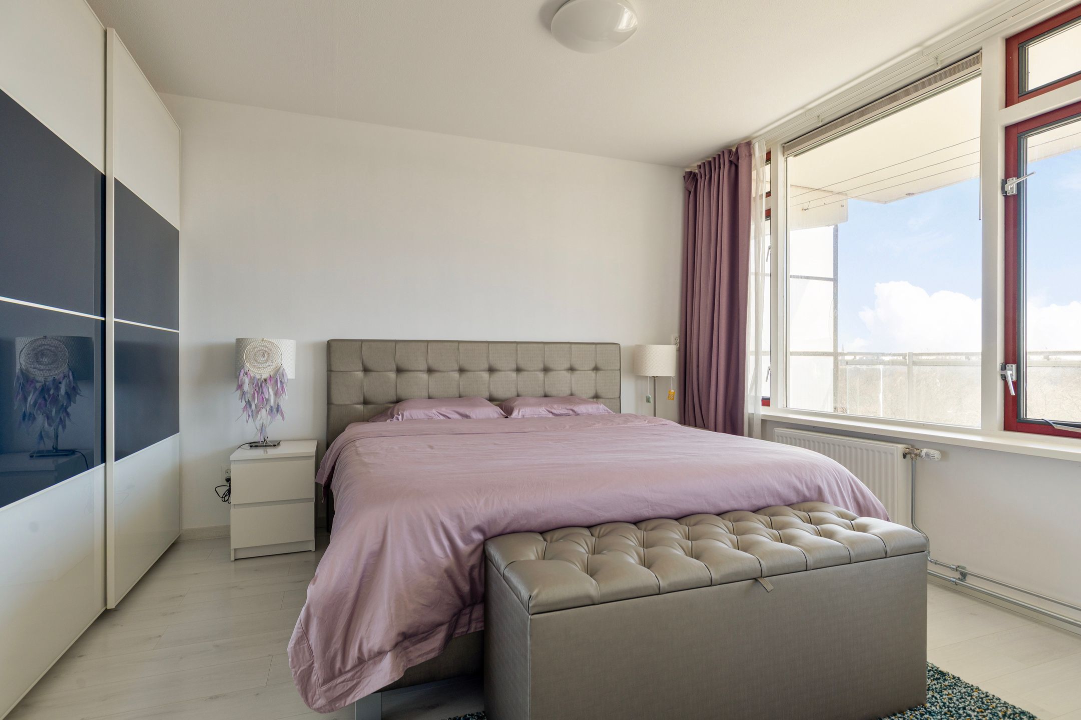 Spacious apartment with large balcony in Leiden Merenwijk — 25
