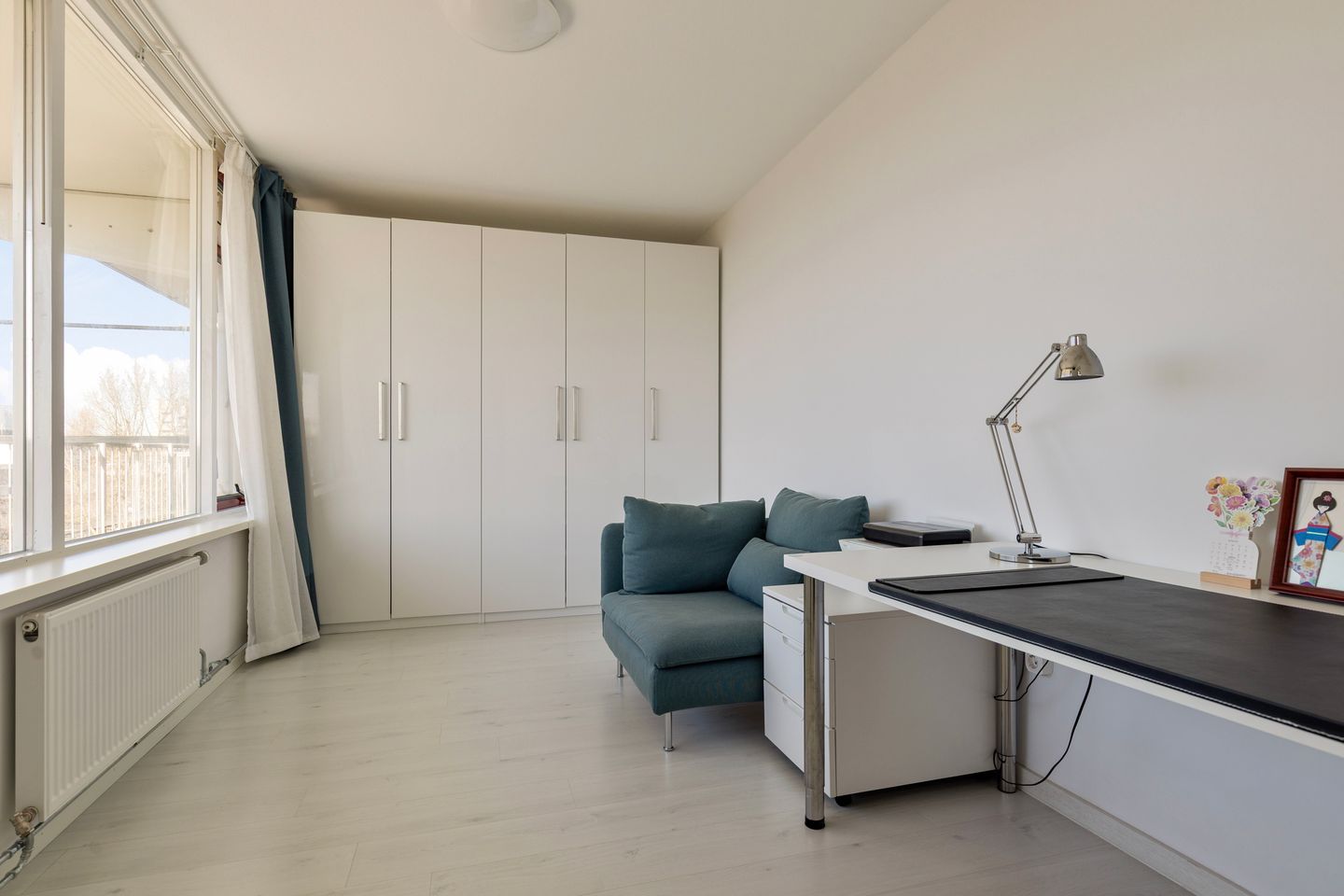 Spacious apartment with large balcony in Leiden Merenwijk — 29