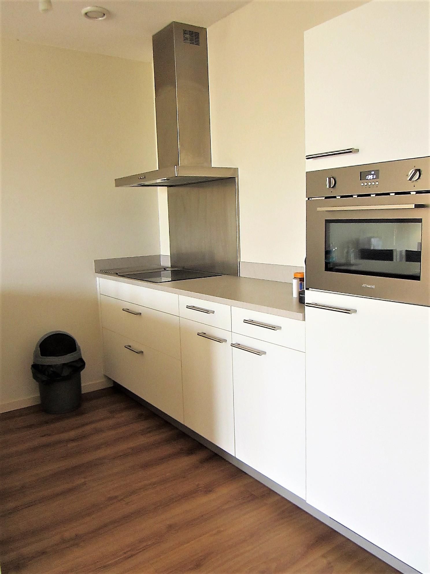 Foto 12 van Kruisplein 830