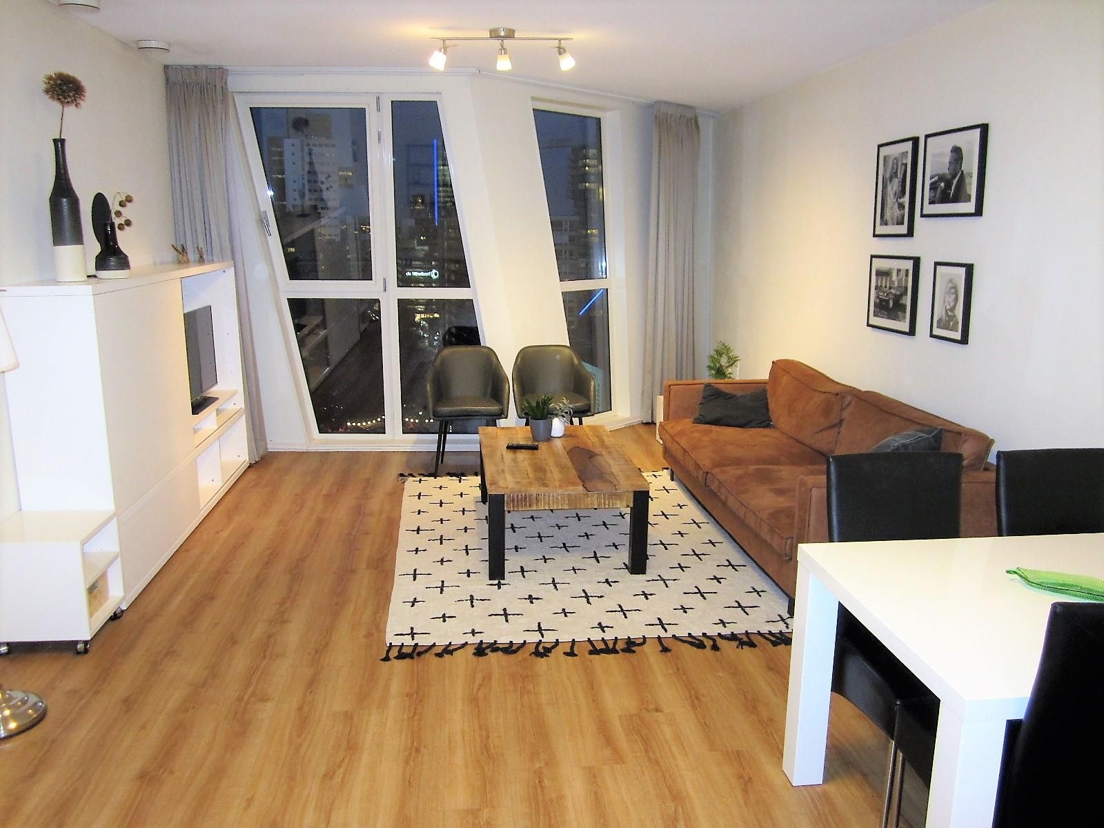 Foto 9 van Kruisplein 830