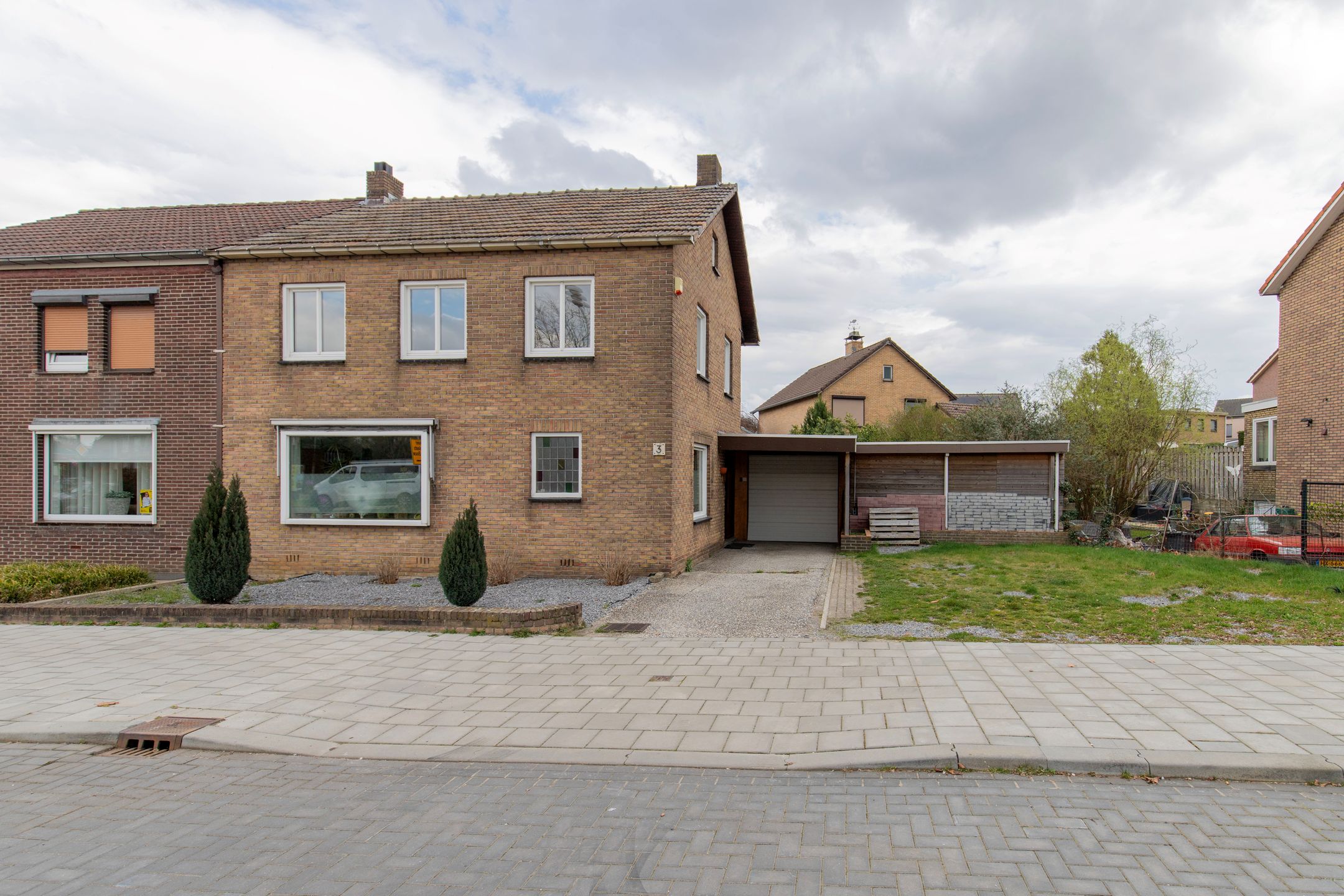 Buying a house in The Netherlands., Prins Hendriklaan 3