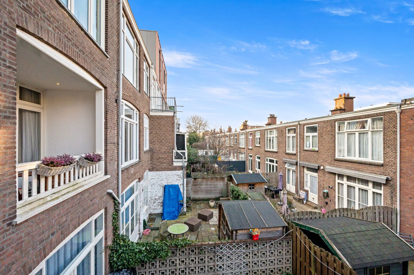 Charming first-floor apartment in beloved Bezuidenhout neighborhood near Theresiastraat — 43