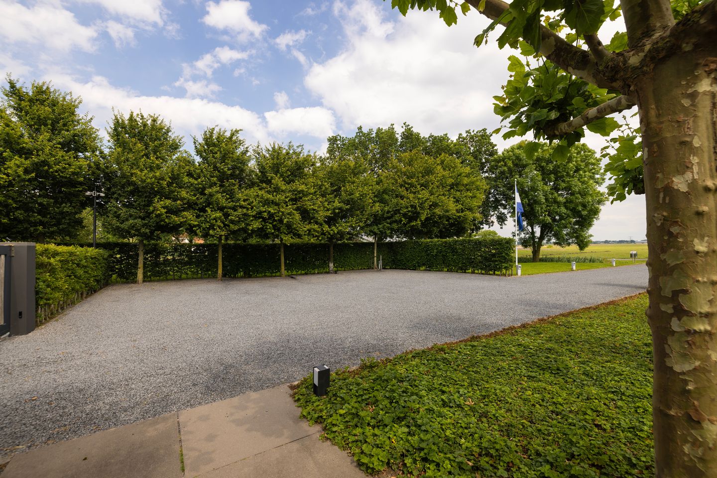 Exclusive Country Villa with Historic Views and Equestrian Facilities — 59