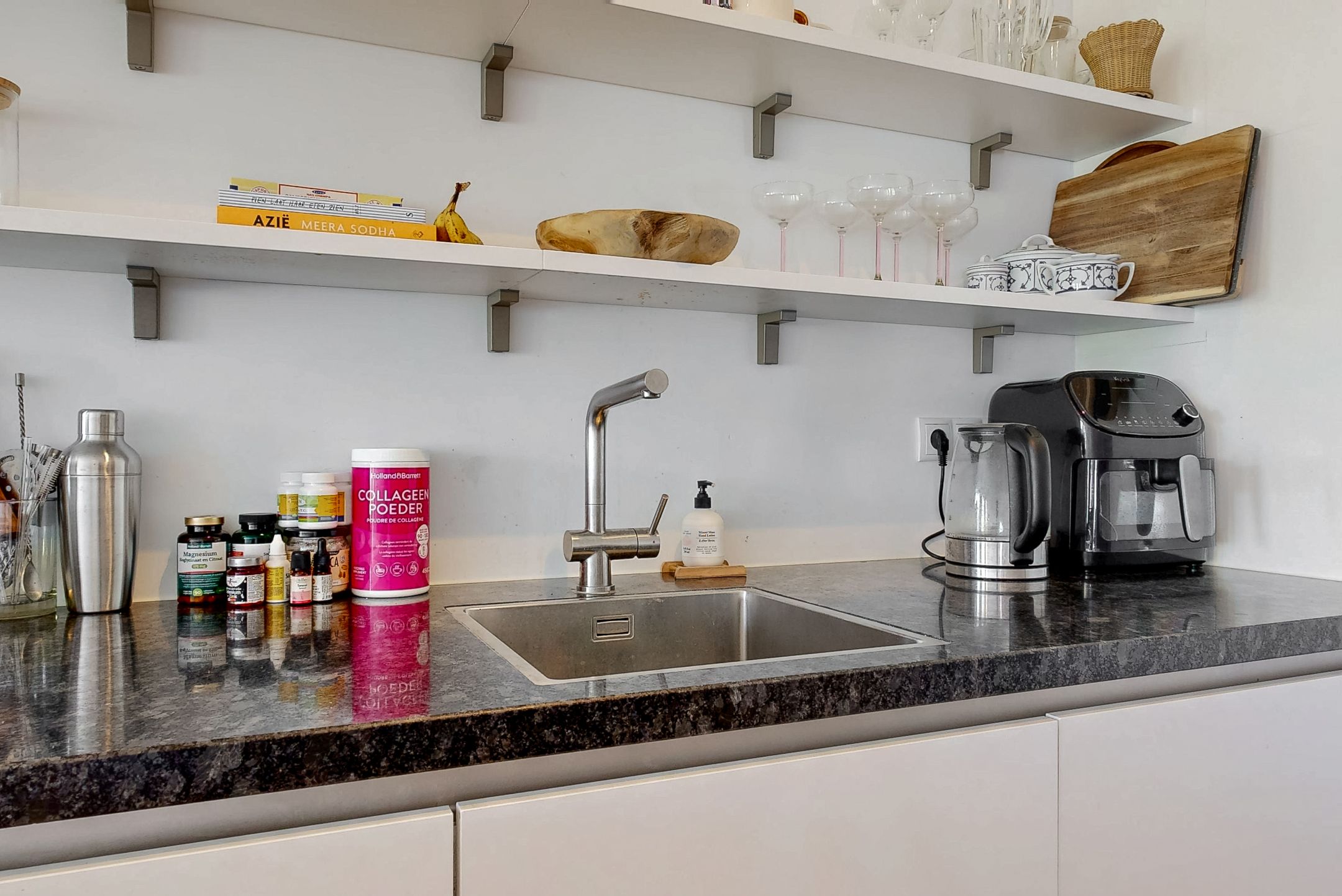 Foto 9 van Nieuwezijds Voorburgwal 288-4