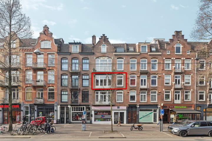 Photo 4 of Bilderdijkstraat 120-2