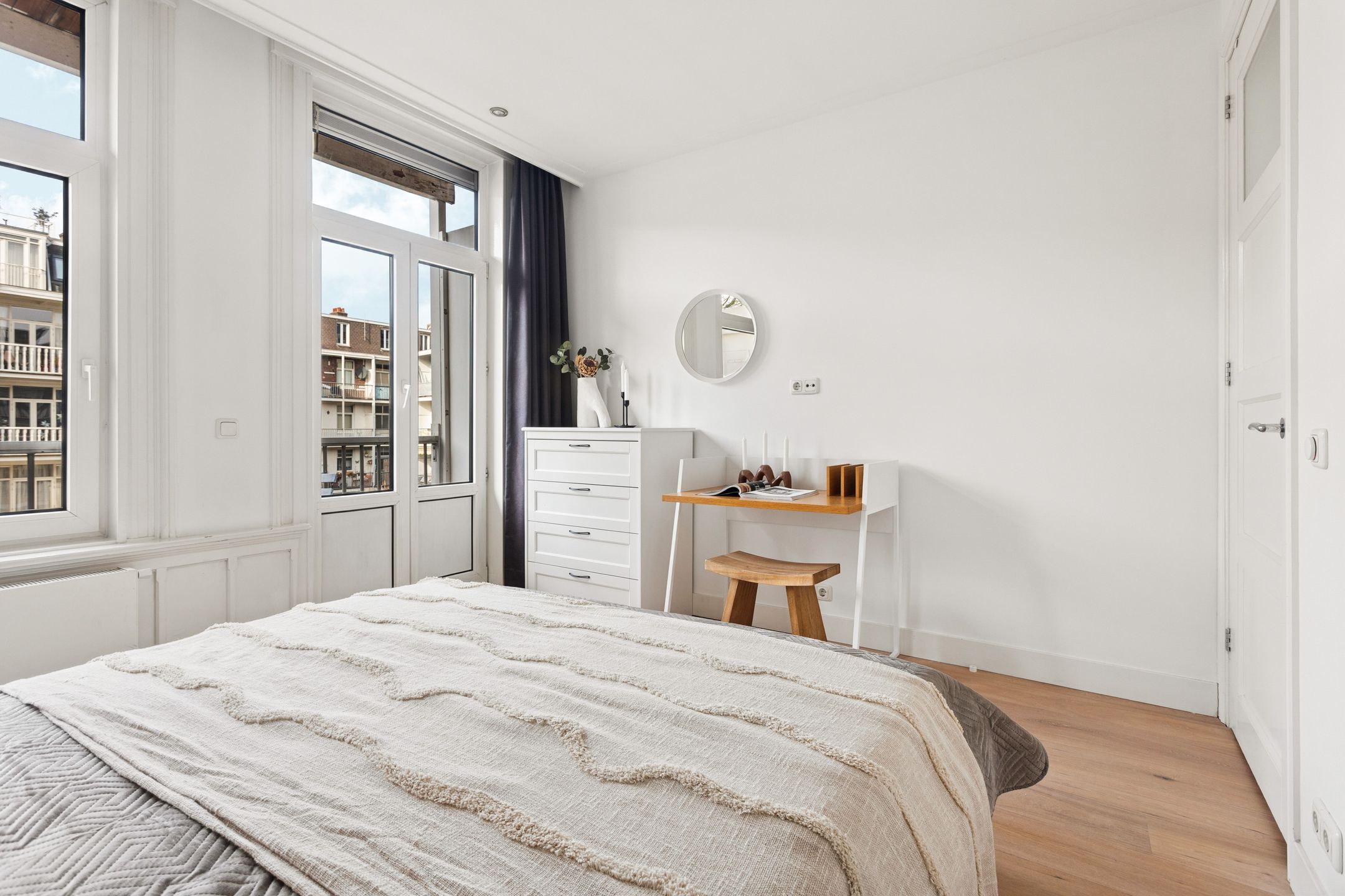 Luxurious 3-Room Apartment with Sunny Balcony in Vibrant Kinkerbuurt — 29