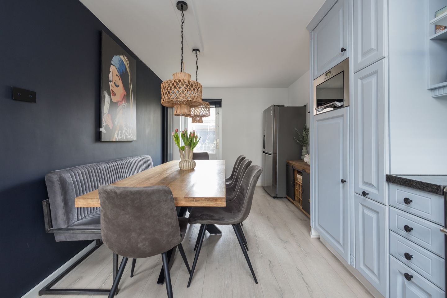 Spacious move-in ready corner house with 5 bedrooms and 2 bathrooms — 12