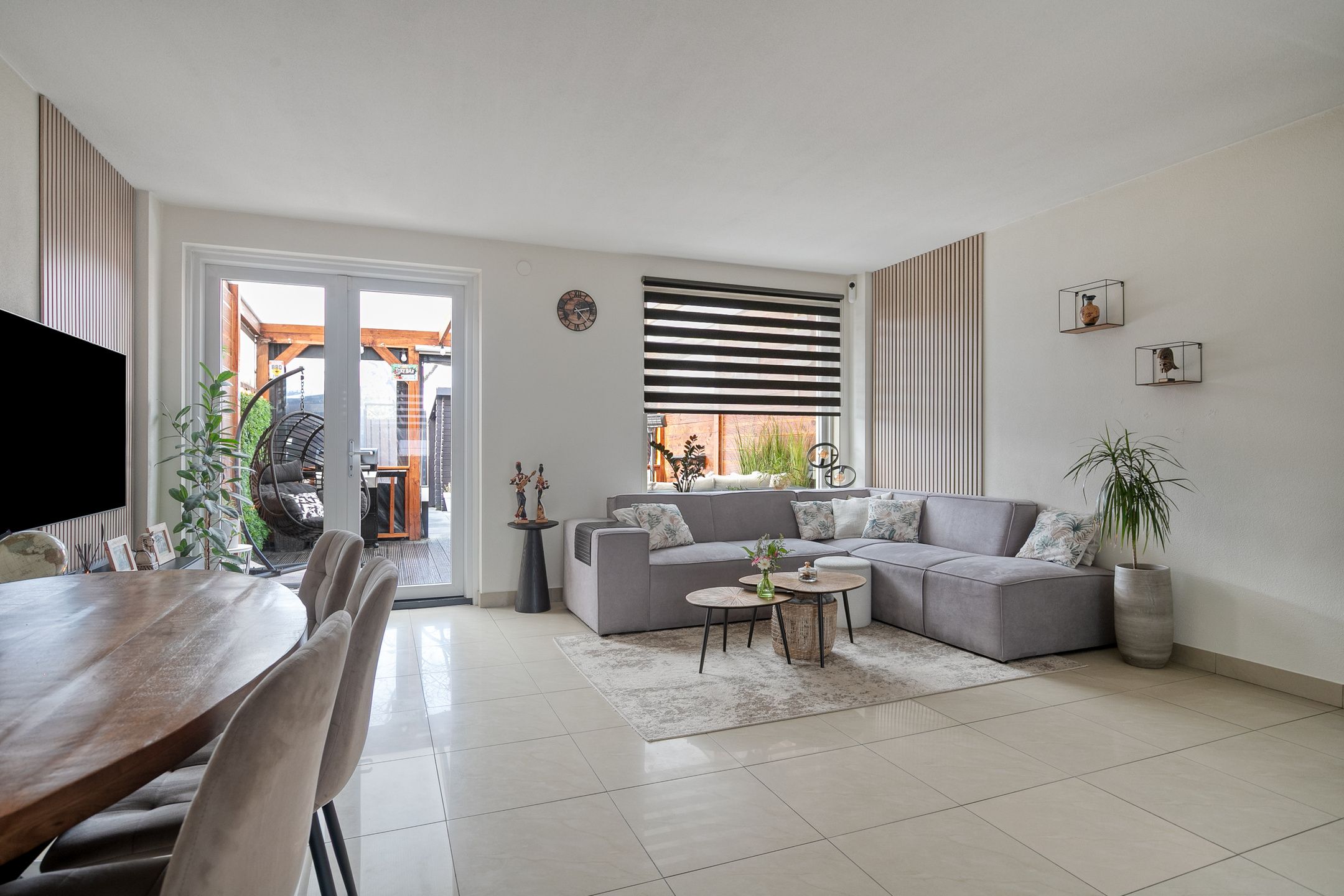 Spacious and Move-in Ready Family Home with Modern Features and Solar Panels in Lelystad — 12