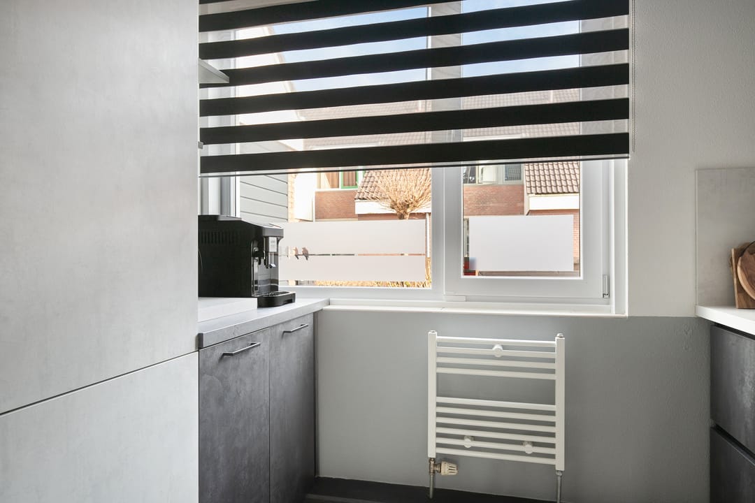 Spacious and Move-in Ready Family Home with Modern Features and Solar Panels in Lelystad — 17