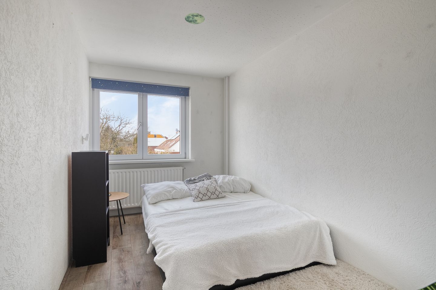 Spacious and Move-in Ready Family Home with Modern Features and Solar Panels in Lelystad — 19