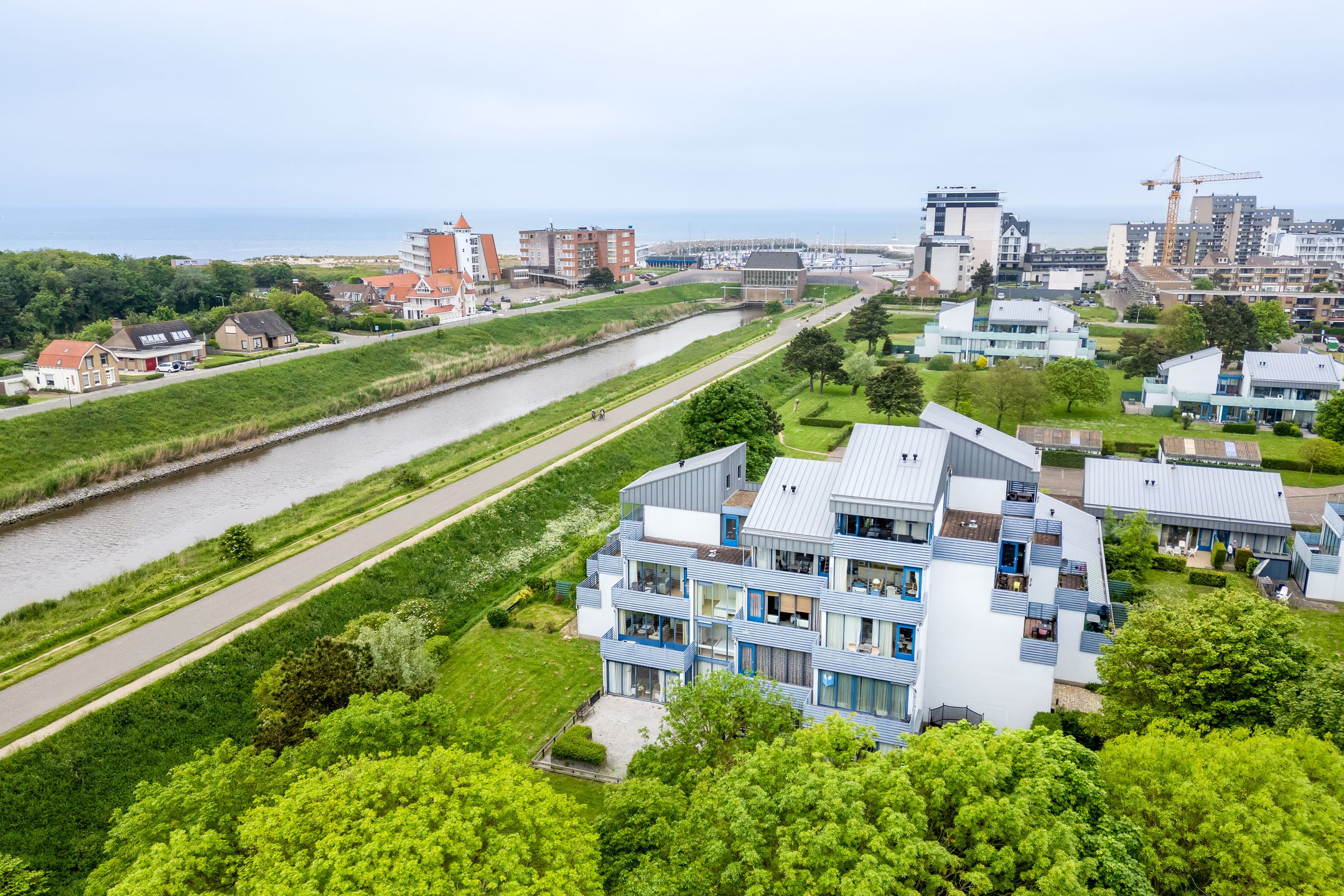 Apartment with southwest-facing balcony near the beach in Cadzand-Bad — 14