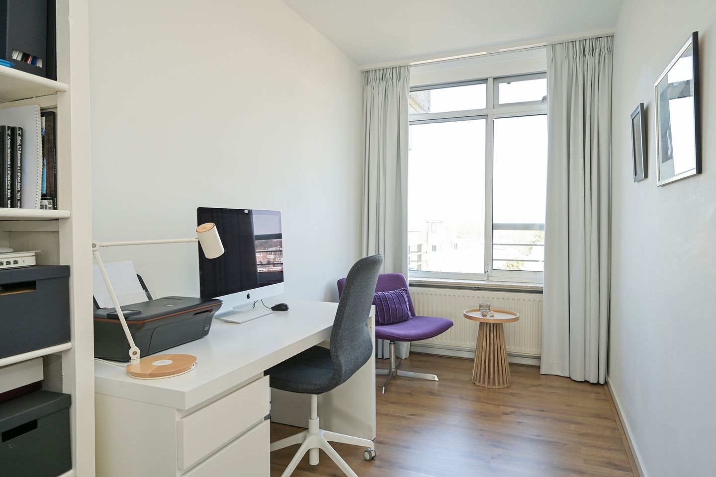 Luxurious light apartment with 3 bedrooms and panoramic view in The Hague — 20