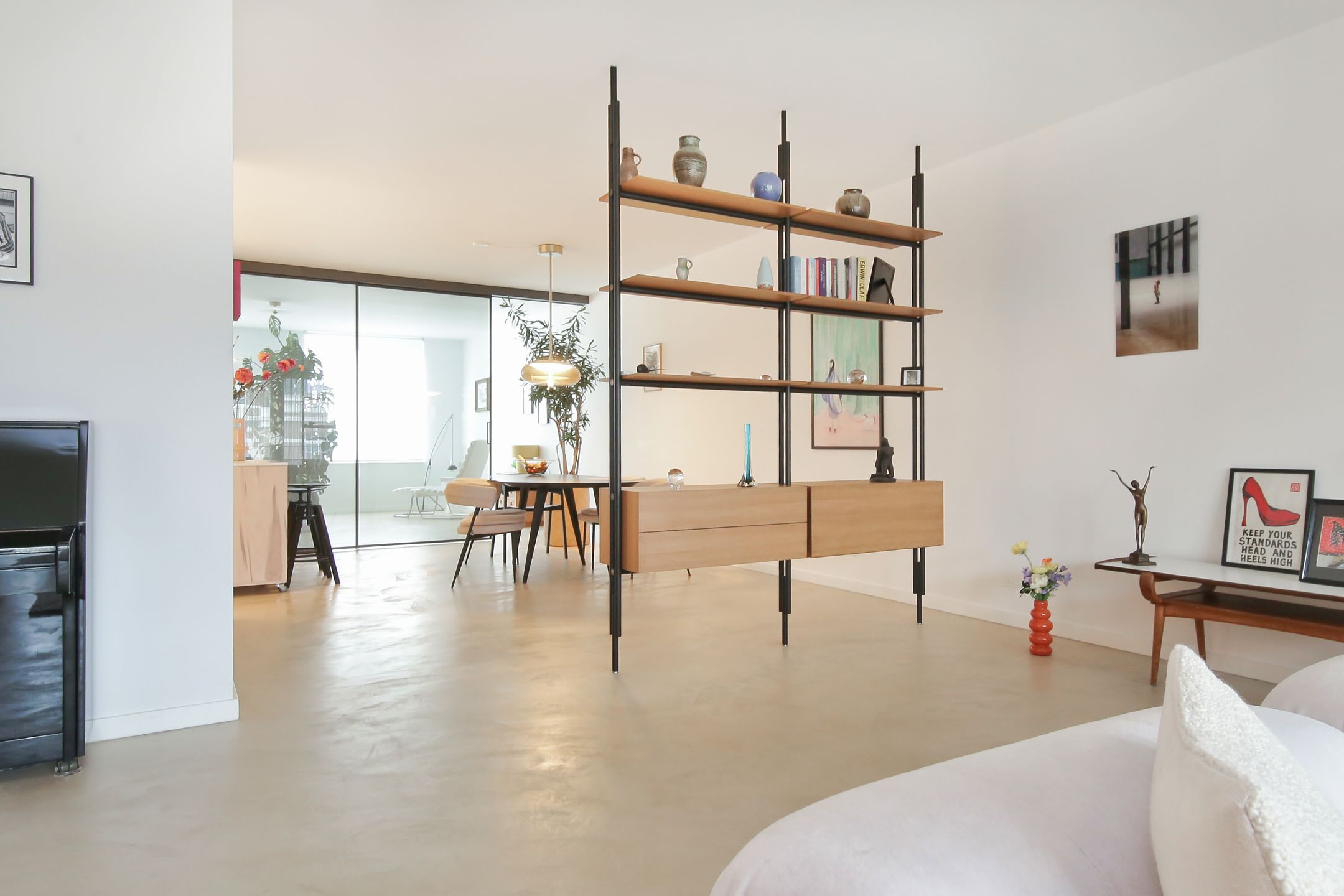 Stylish and Exceptionally Spacious Apartment with High-Quality Finishes in a Characteristic Barracks Complex — 17