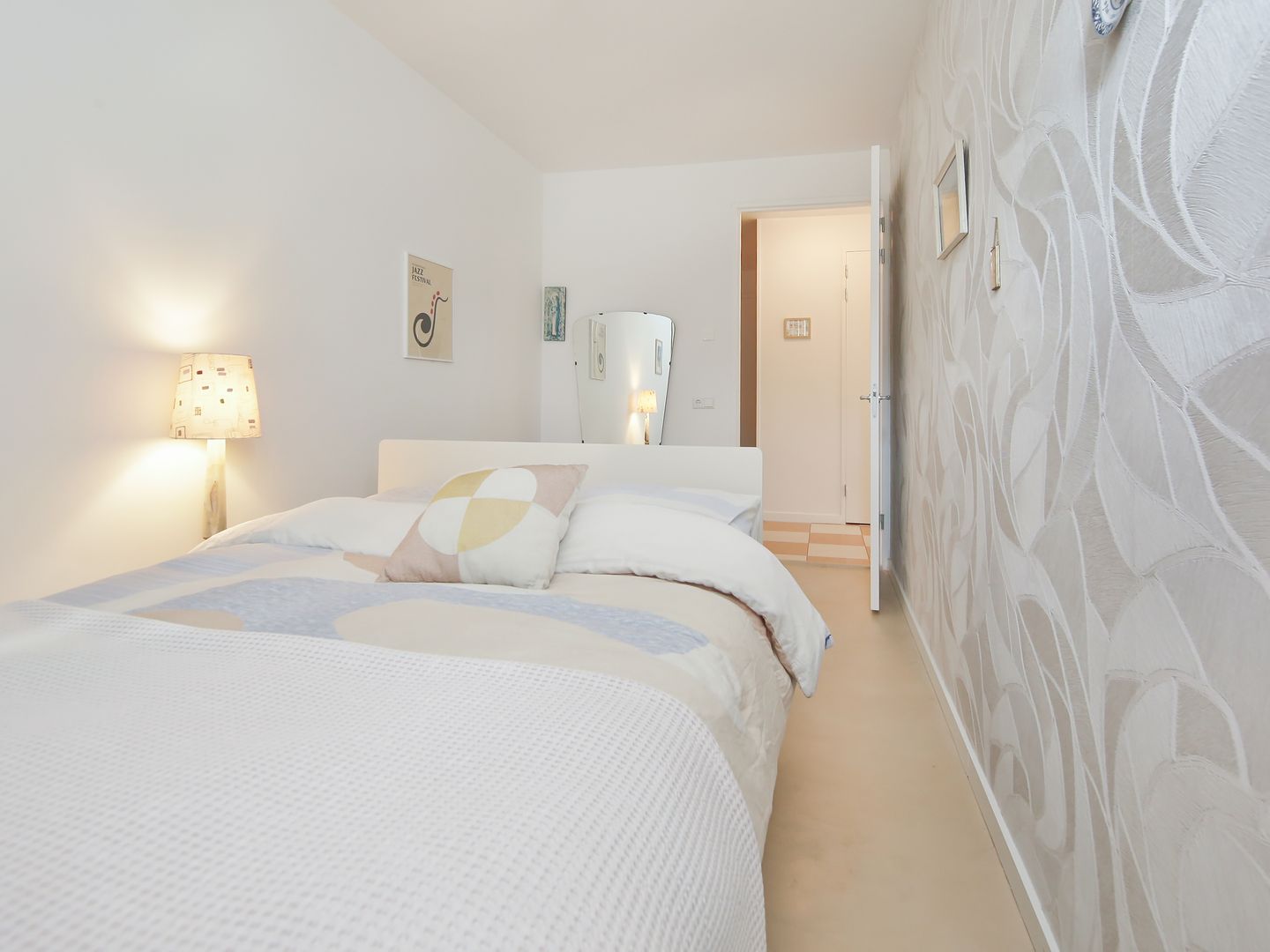 Stylish and Exceptionally Spacious Apartment with High-Quality Finishes in a Characteristic Barracks Complex — 46