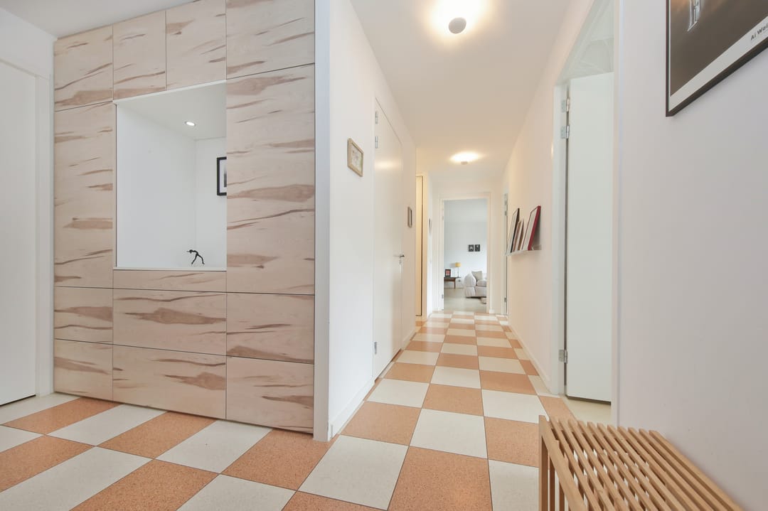 Stylish and Exceptionally Spacious Apartment with High-Quality Finishes in a Characteristic Barracks Complex — 49