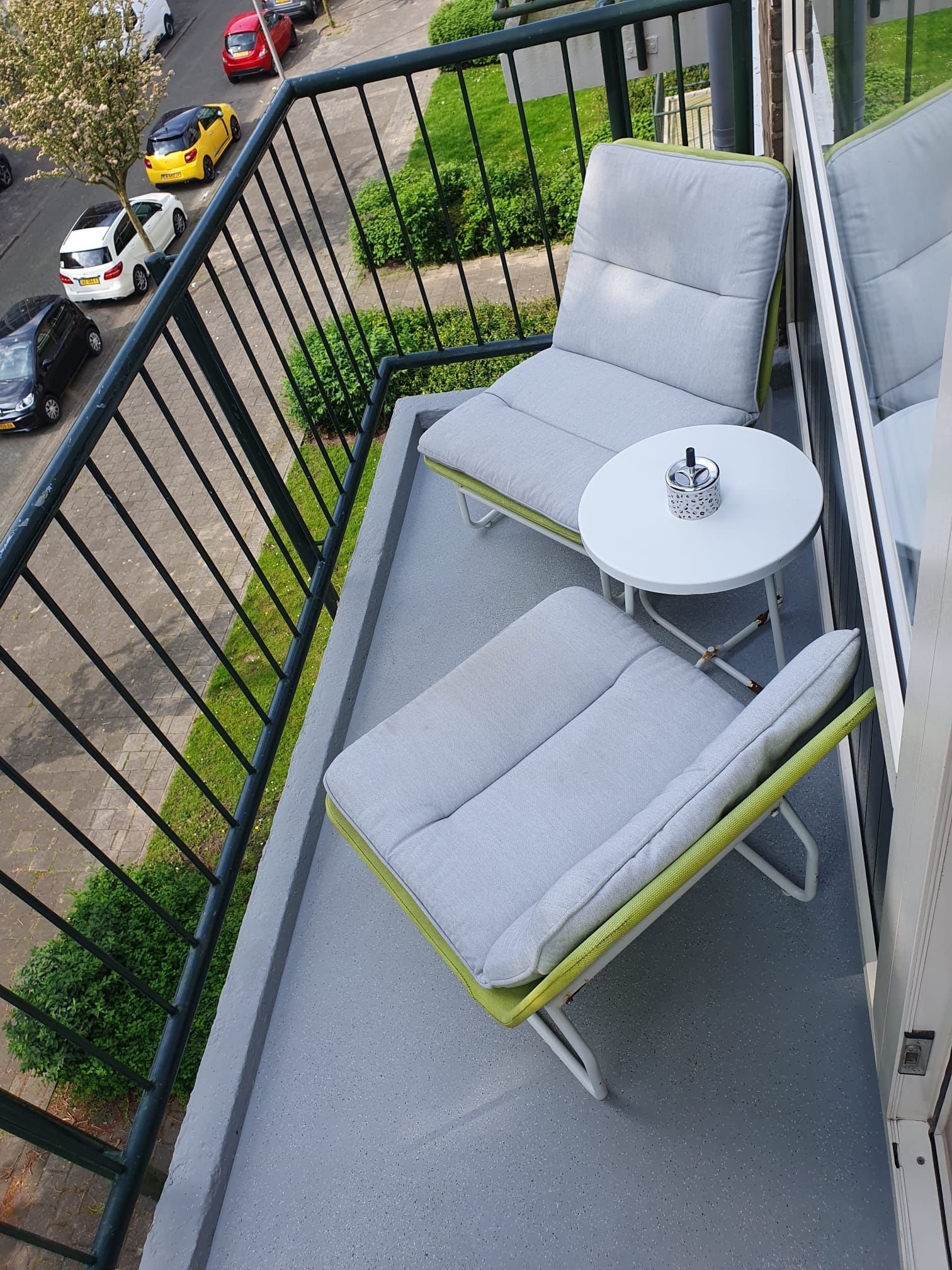 Light and Airy Corner Apartment with Two Balconies and Sun Guarantee in Rotterdam Zuidwijk — 35