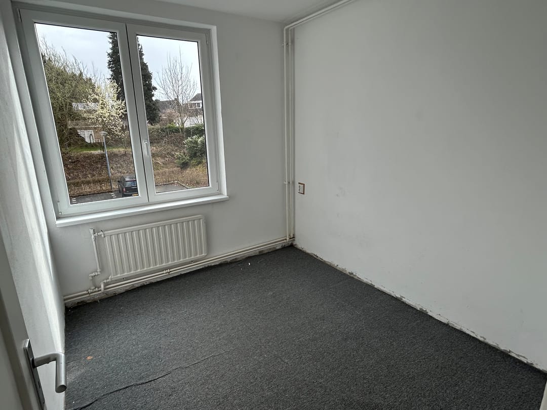 Neat apartment on the first floor with balcony and two bedrooms — 13
