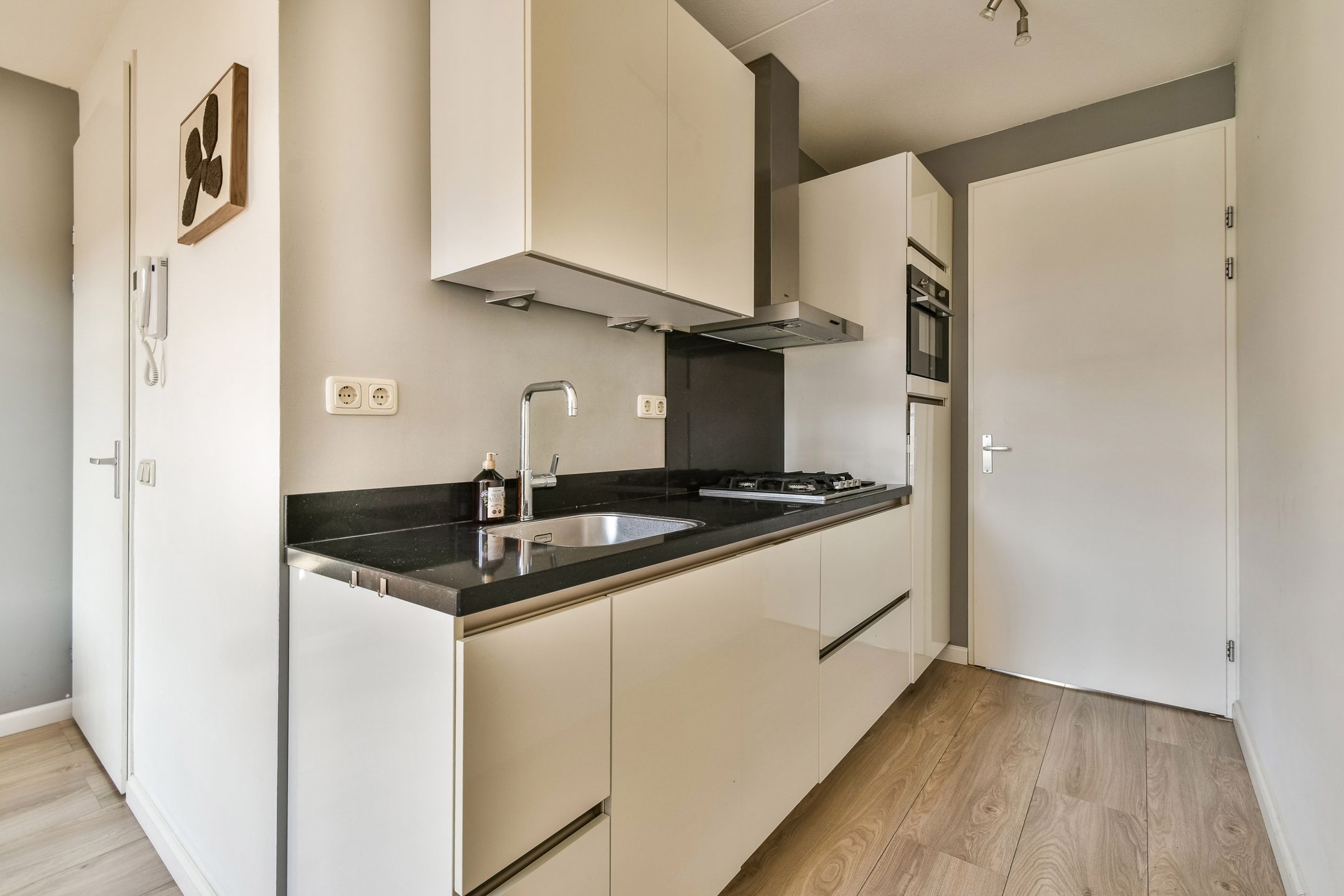 Foto 6 van Zomerkade 55-B