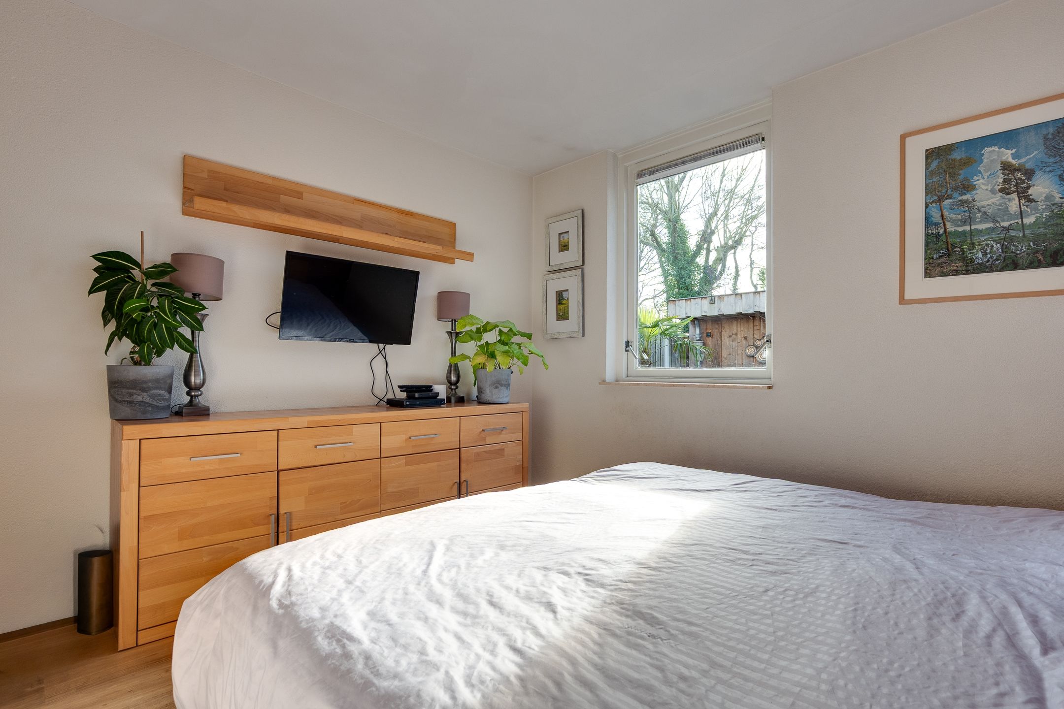 Photo 21 of Julianalaan 19