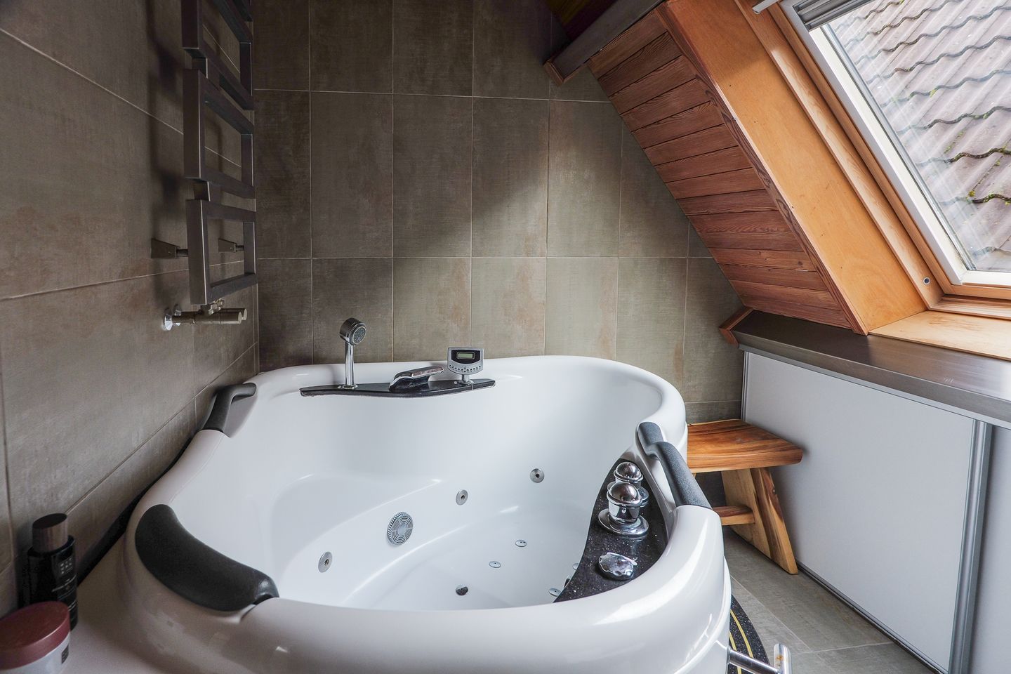 Photo 35 of Julianalaan 19