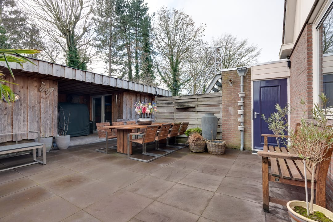 Photo 38 of Julianalaan 19