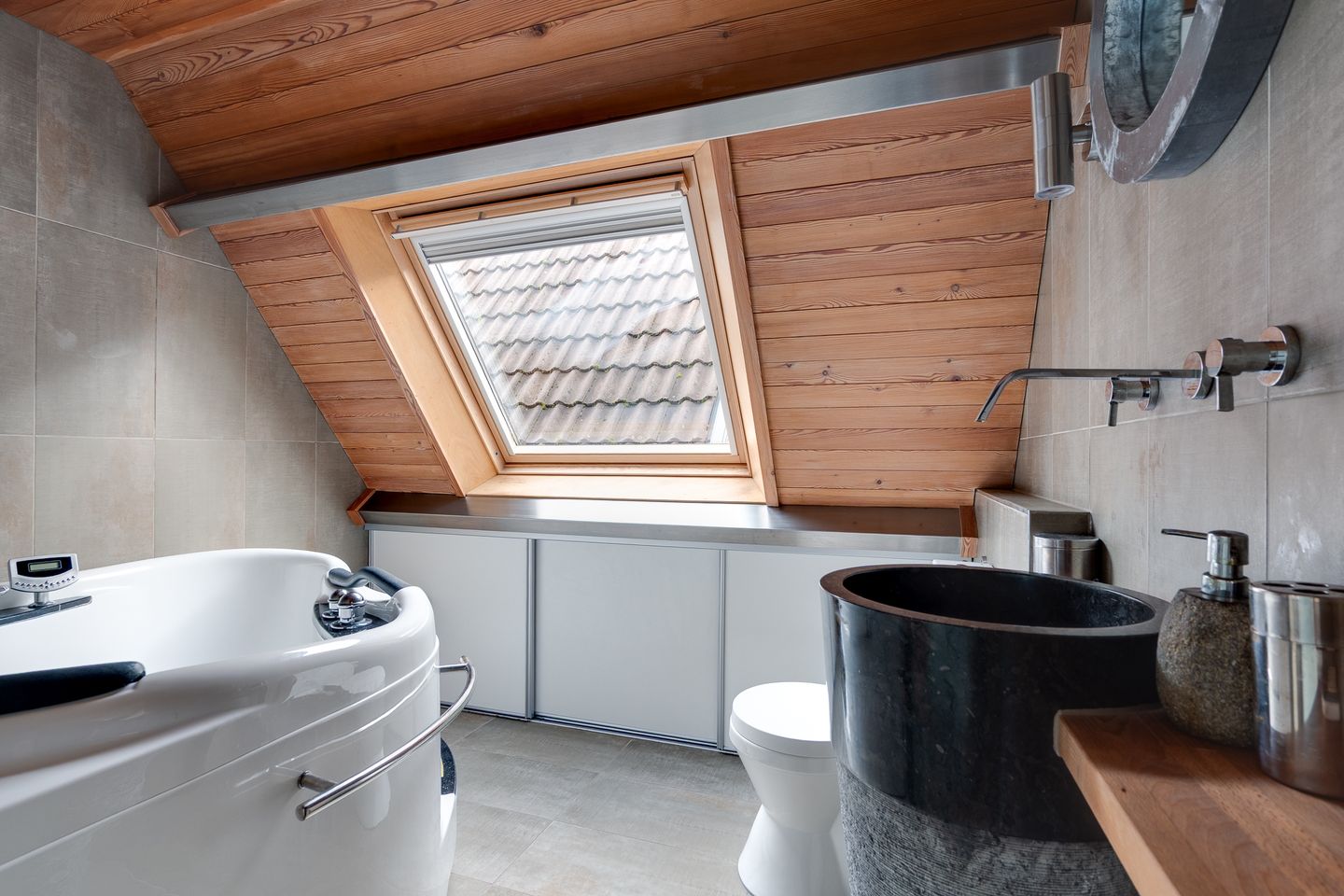 Photo 34 of Julianalaan 19