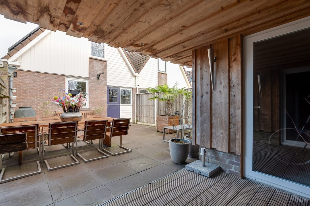 Photo 43 of Julianalaan 19