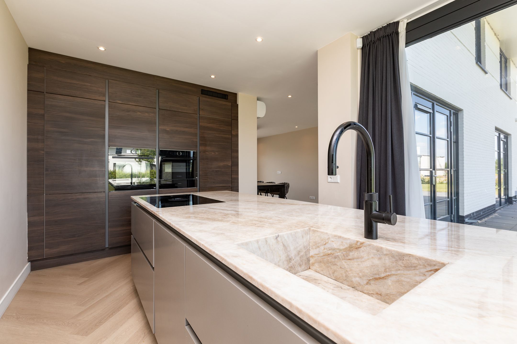 Photo 21 of William Jamesstraat 25