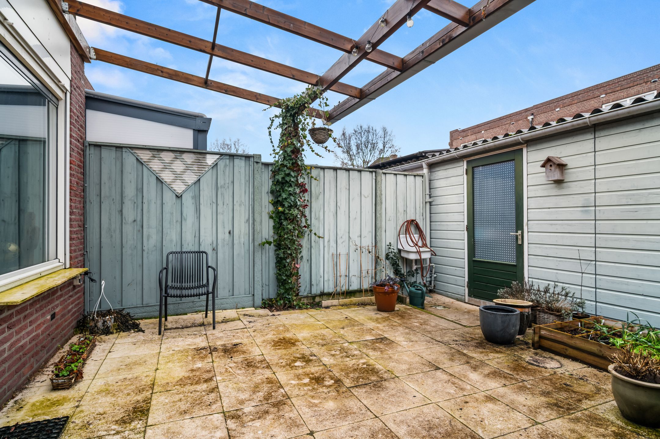 Spacious and Sustainable Terraced House with Five Bedrooms and Roof Terrace — 24
