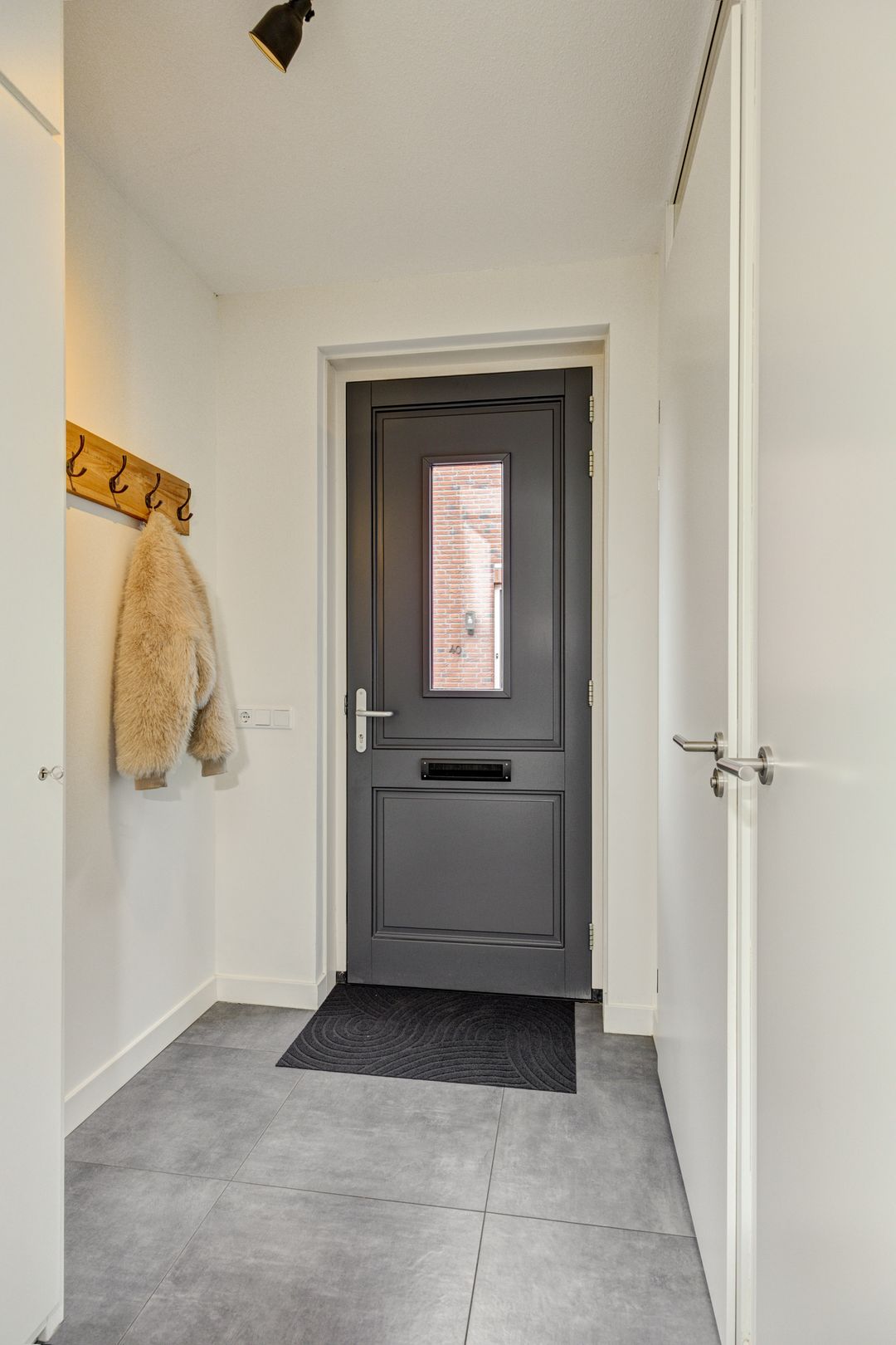 Foto 8 van Irenestraat 42