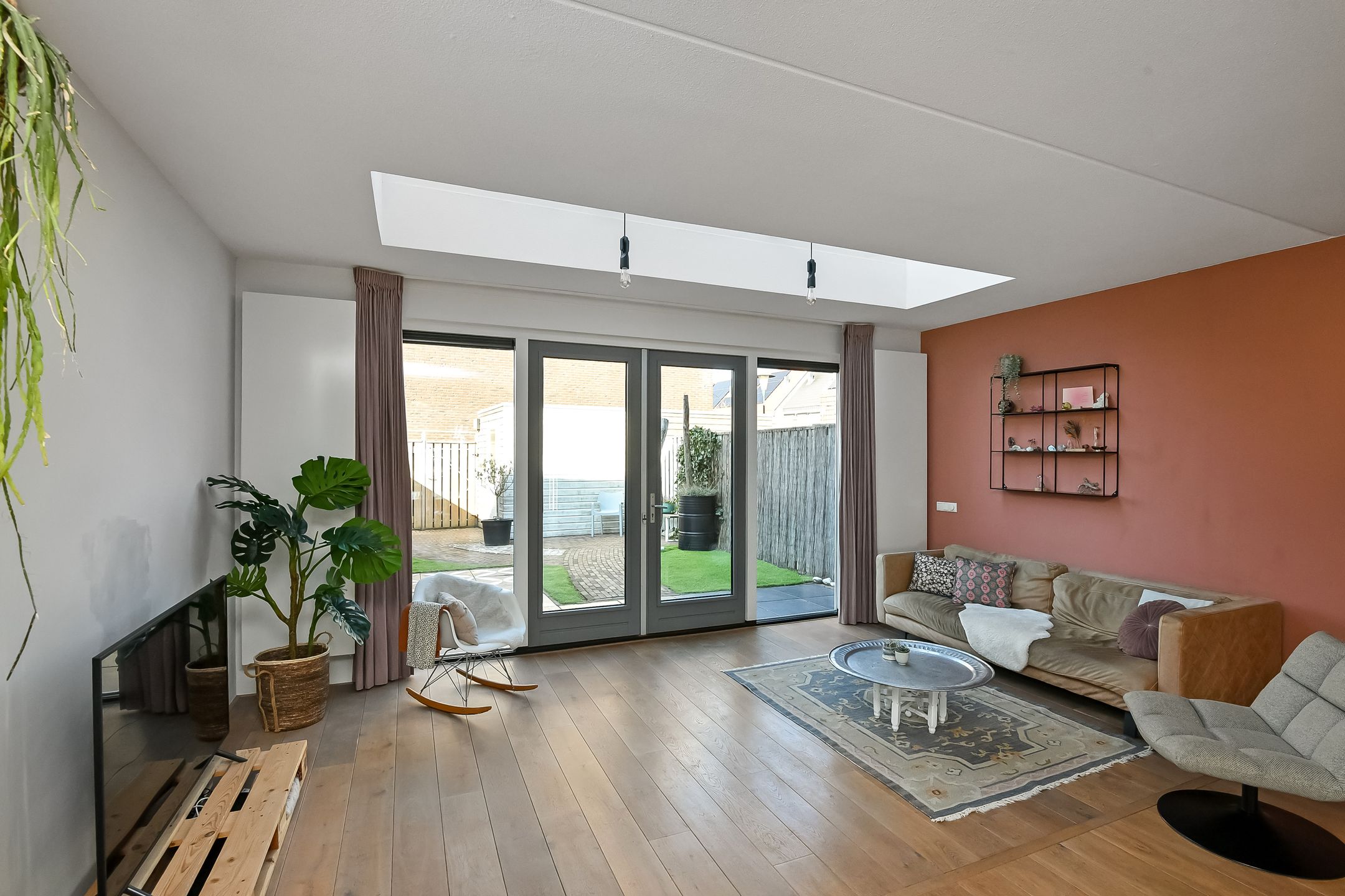 Foto 6 van Zwanenbloem 25