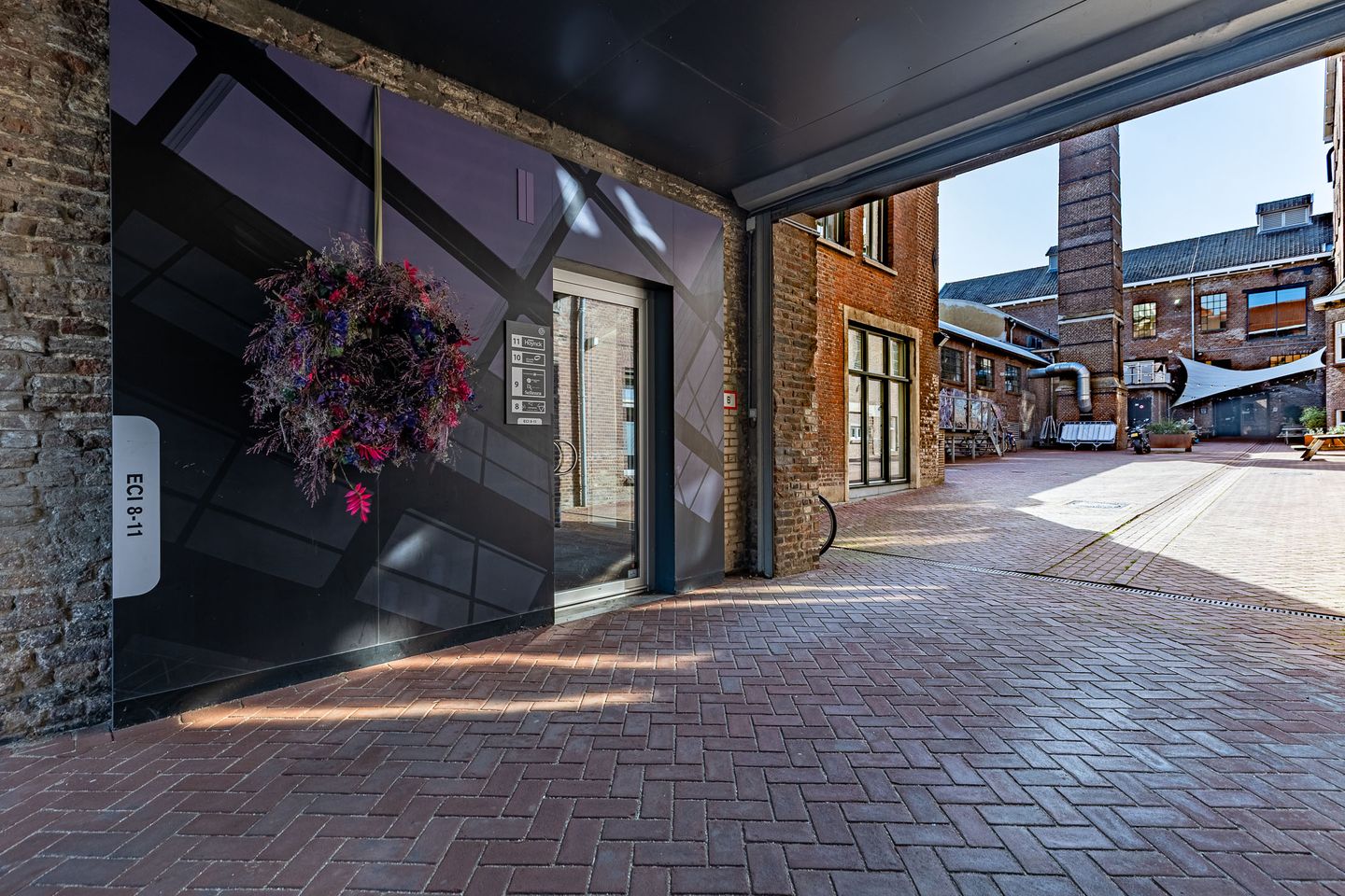 Bekijk foto 4 van ECI 10