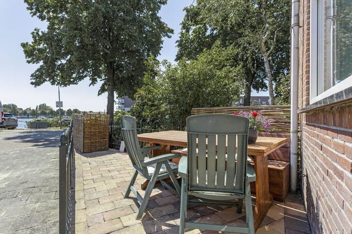 Photo 3 of Prins Hendrikstraat 138