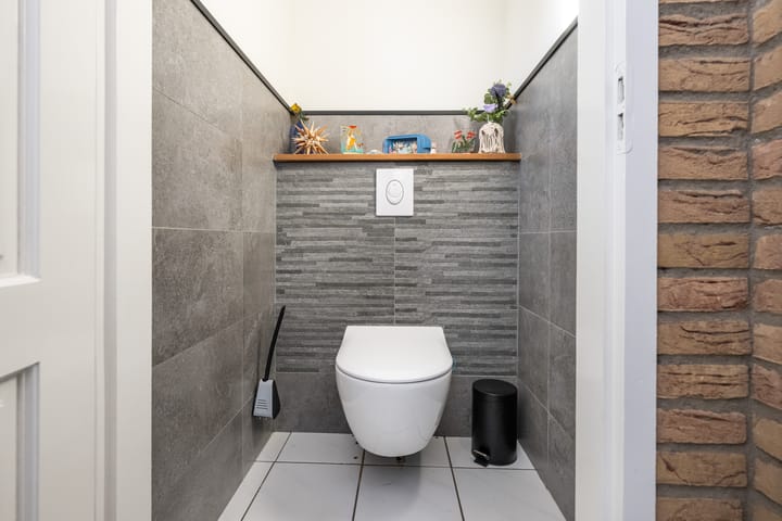 Photo 3 of Stoofweg 11