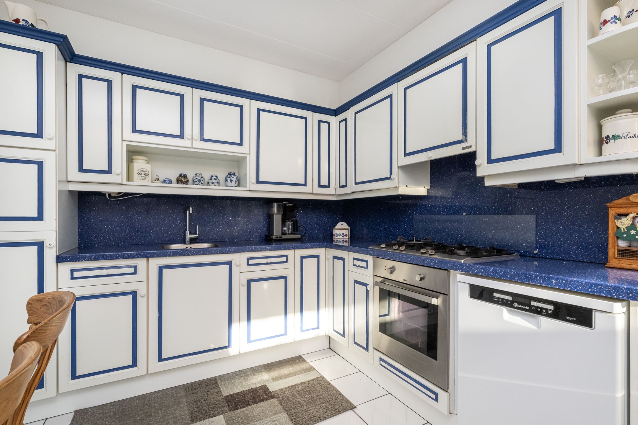 Photo 12 of Stoofweg 11